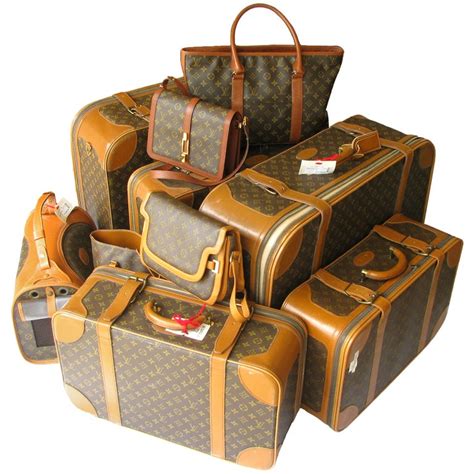 Louis Vuitton suitcase set